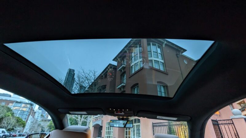 Custom Private Tour in a Luxurious Mercedes - FAQs
