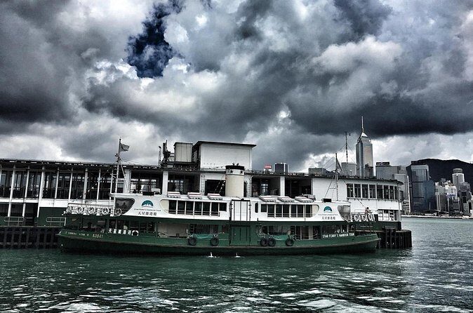 Custom private tour of Kowloon Peninsula - Half day - Public Transportation: A Key Part of the Experience