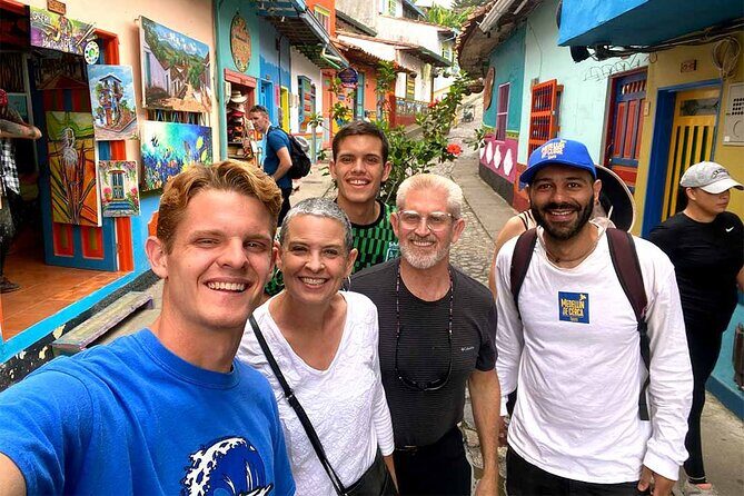 Customizable Guatapé and El Peñol Tour from Medellin - Who Should Consider This Tour?