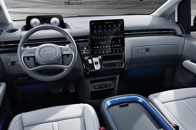 Customizable Private Seoul Tour in luxury van for VIP - A Deep Dive into the Tour Experience