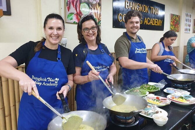 Customizable Thai Cooking Class with Onnuch Market in Bangkok - Key Points