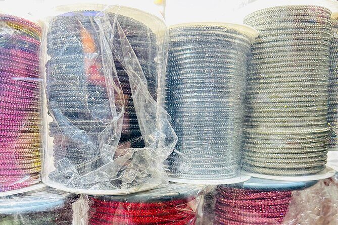 Customized Half Day and Full Day Delhi Shopping, Street Food Tour - A Deep Dive into the Experience