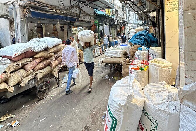 Customized Half Day and Full Day Delhi Shopping, Street Food Tour - FAQs