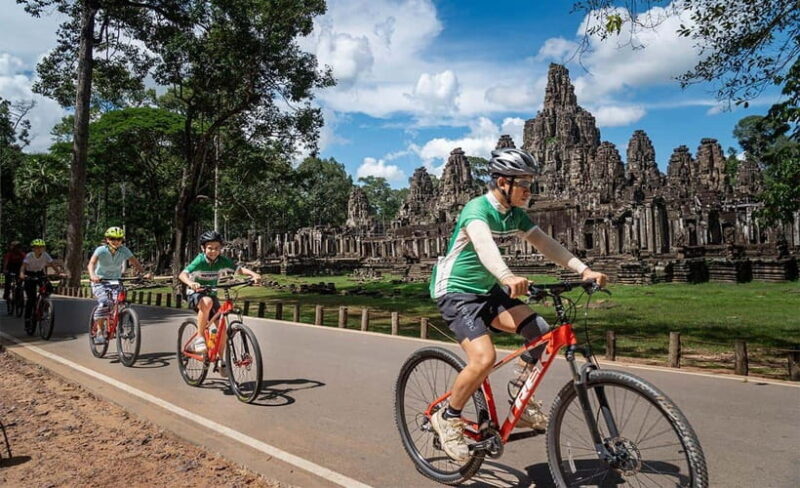 Cycle the Angkor Backroads inclusive Lunch at Local house - An In-Depth Look at the Tour