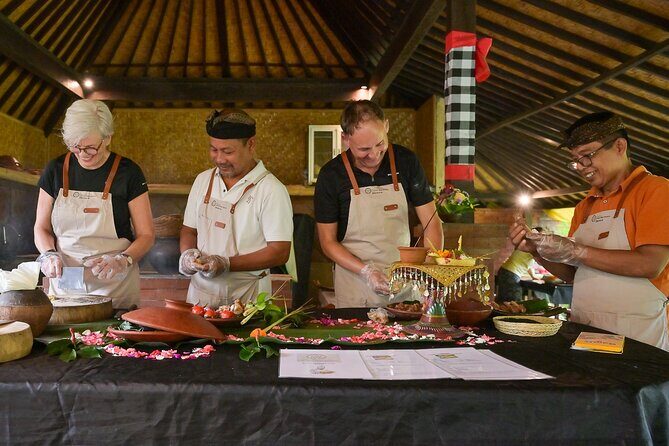 Cycling and Cooking Class in Ubud - Key Points
