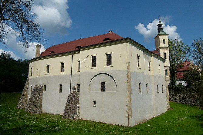 Czech Castles Scooter Tour for 1 day. The North Way. (audio guide) - A Complete Look at the Czech Castles Scooter Tour