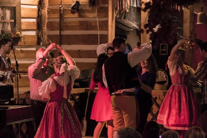 Czech Folklore Show with dinner and transfer - Key Points