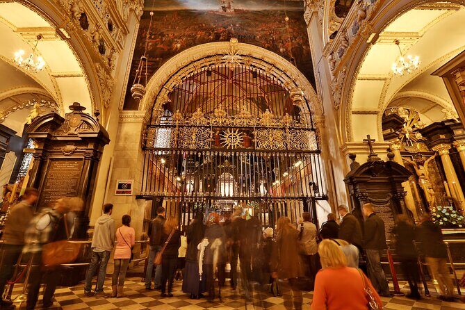 Czstochowa Black Madonna - Exploring the Black Madonna: A Private Tour from Krakow to Czestochowa