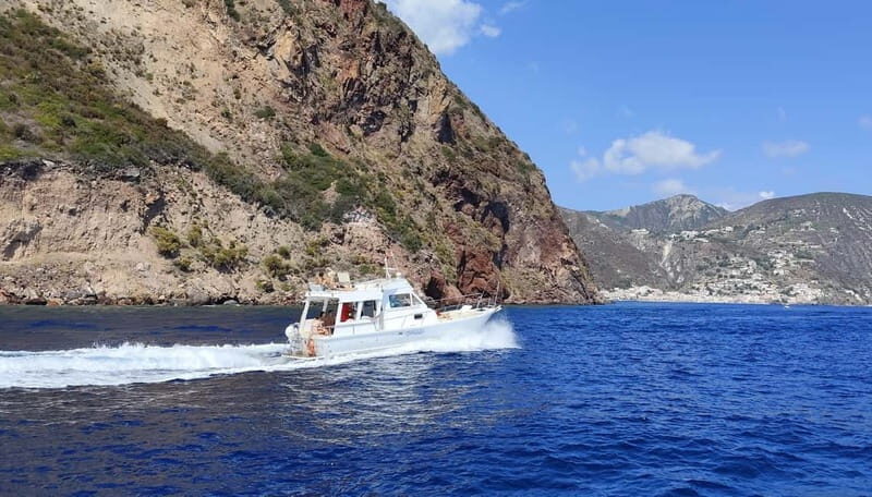 Da Lipari: Tour in Barca Salina e Lipari (7h) PICCOLO GRUPPO - Authentic Experiences and Authentic Scenery