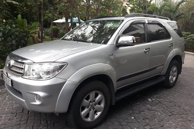 Da Nang city/Airport transfer to (OR from) Hoi An hotels -one way - Seamless Travel Between Da Nang and Hoi An: Private Airport and Hotel Transfers