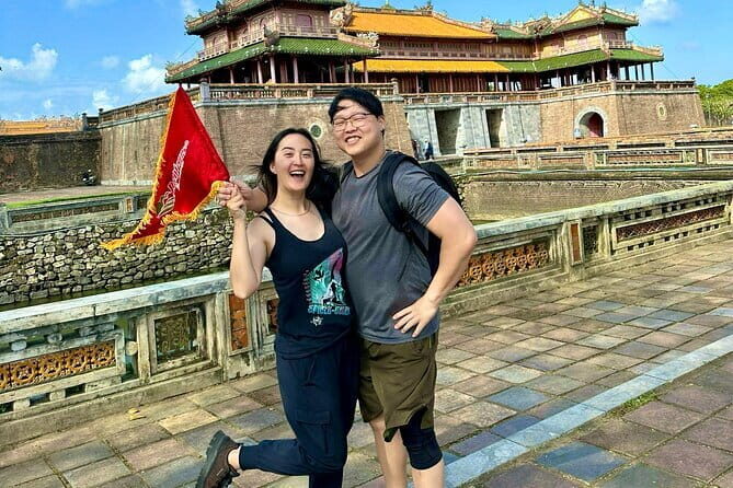 Da Nang City Sightseeing And Local Street Food Tour With Students - A Breath of Fresh Air at APEC Park and the Local Market