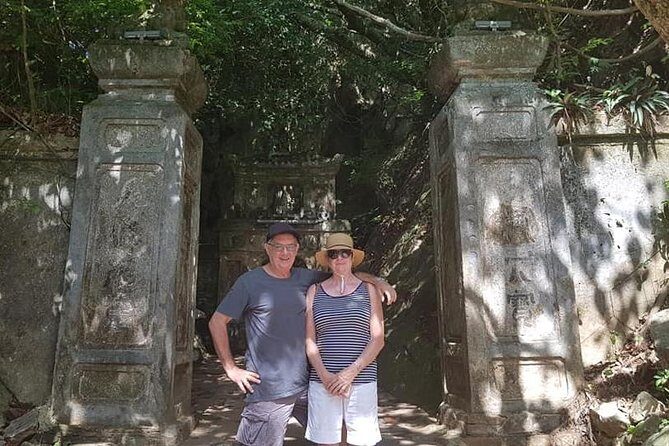 Da Nang Evening Tour with Marble Mountain, Monkey Mountain, Dragon Bridge - FAQ