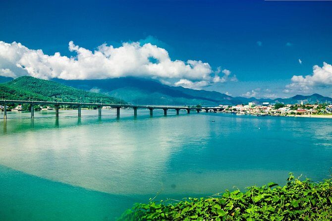 Da Nang ( Hoi An) to Phong Nha or Phong Nha to Da Nang ( Hoi An) - Cheapest car - Experience the Journey: Da Nang (Hoi An) to Phong Nha or Vice Versa with the Cheapest Car Option