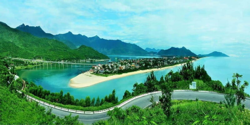 Da Nang: Hue Imperial Day Trip, Hai Van Pass Train, & Lunch - Considerations and Who It’s Best For