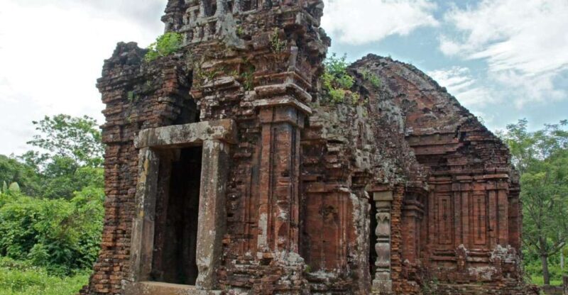 Da Nang: My Son Sanctuary and Hoi An Old Town Private Tour - Key Points