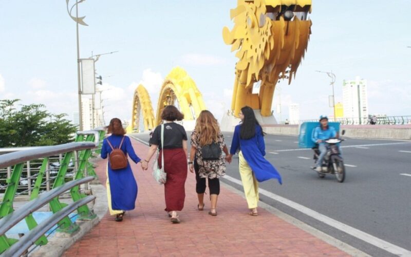 Da Nang: Private City Tour by Scooter with Ao dai Lady Rider - Who Will Love This Tour?