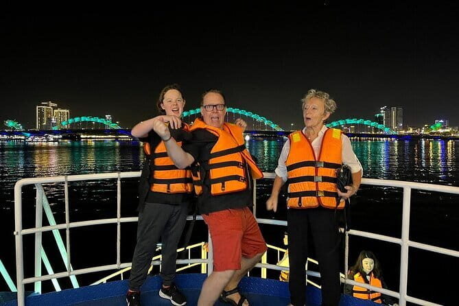 Da Nang Private Night Tour : Market, Scenic Views and Boat Trip - Frequently Asked Questions