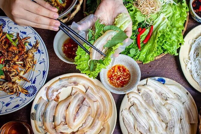 Da Nang Street Food Private Tour With Local Students - Key Points