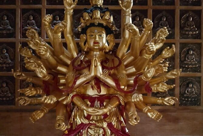 Da Nang Street Foods & Tradictional Rice Wine Filtery by Tasting - A Closer Look at the Da Nang Food & Culture Tour