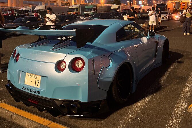 Daikoku Cars Meet Experience by Porsche Macan - Introduction: A Luxurious Ride Through Tokyo’s Automotive Scene