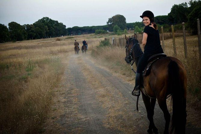 Daily Animals Lovers : Horseback ride with meals & wine included - Discover Abruzzo on Horseback: A Private Ride Through Nature, History, and Local Flavors