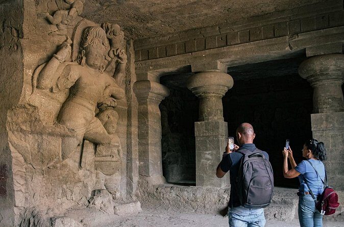 Daily Shared Elephanta Caves Group Tour with Chai and Snacks - Authenticity and Traveler Experiences