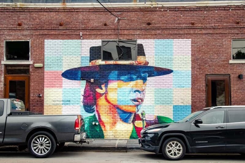 Dallas: Food Tour with 5 Bold Food Tastings in Deep Ellum - The Sum Up