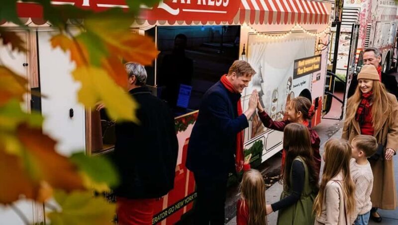 Dallas: North Pole Express Highland Park Bus Tour with Santa - FAQ