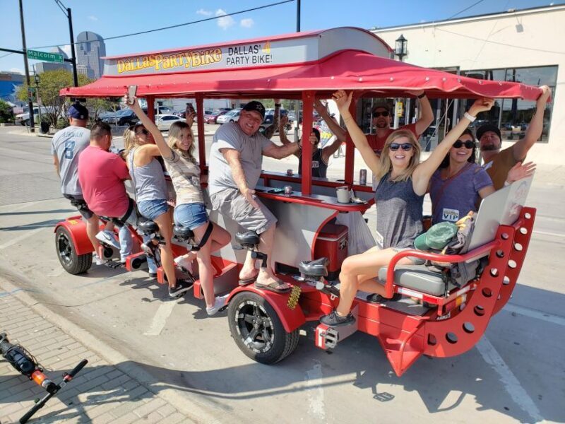 Dallas Party Bike Pub Crawl in Deep Ellum - Dallas Party Bike Pub Crawl in Deep Ellum