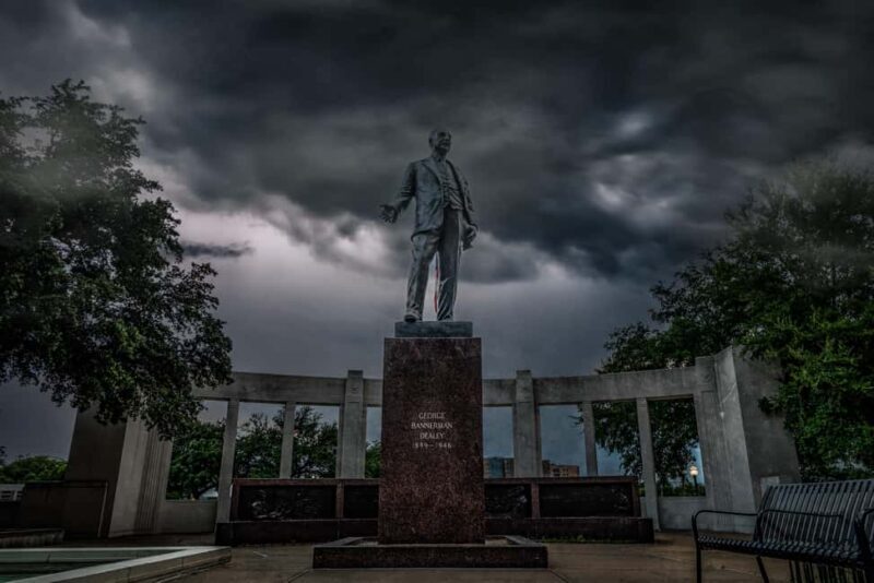 Dallas Spirits & Spirits Haunted Pub Crawl - Who Will Enjoy This Tour?