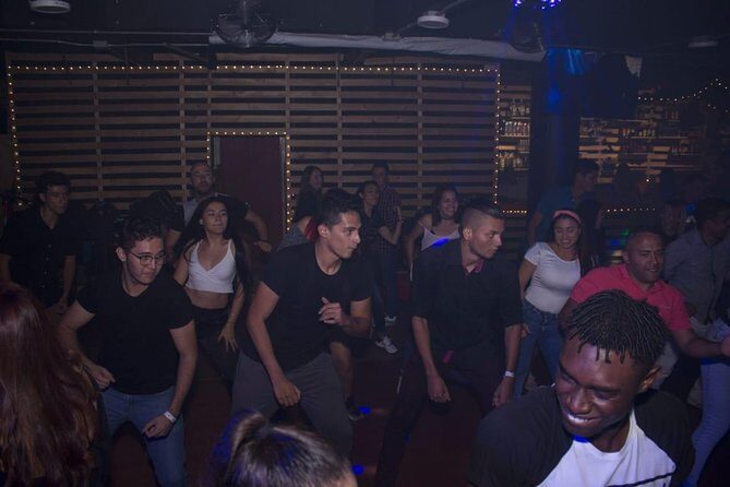 DANCE TOUR THURSDAY (Class + Night out Bogota) - In-Depth Look at the Bogotá Dance Tour Experience