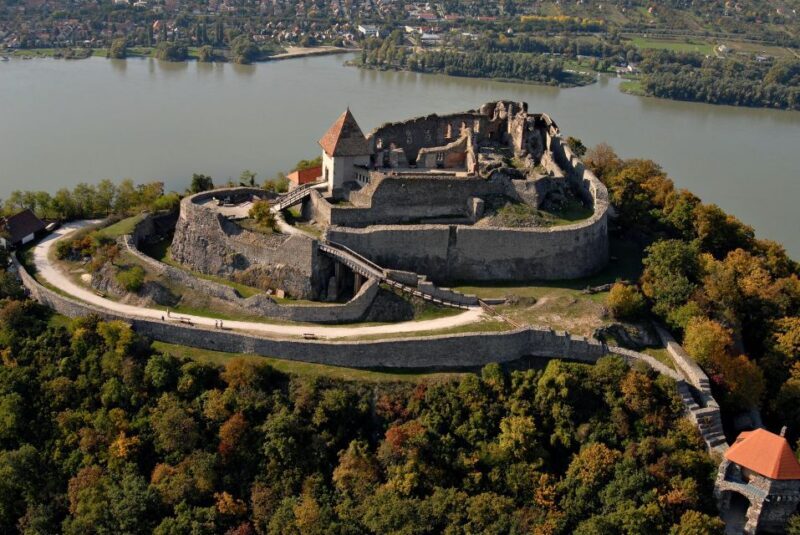 Danube Bend: Private 8-Hour Full Board Tour from Budapest - Who Will Love This Tour?