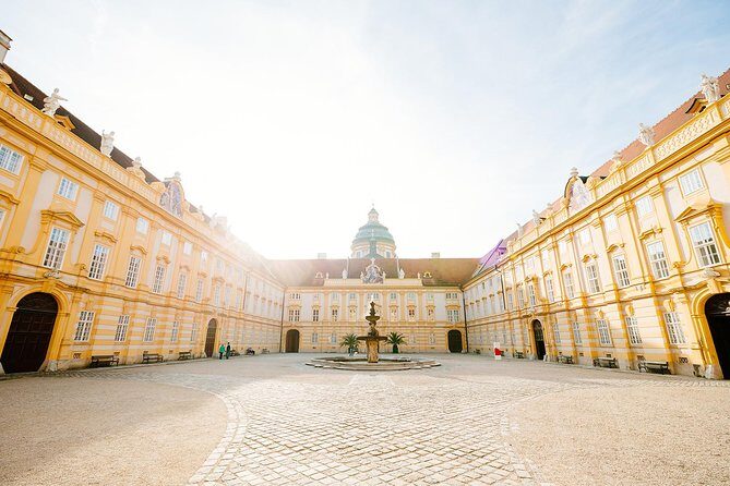 Danube Valley Day Trip from Vienna - FAQ