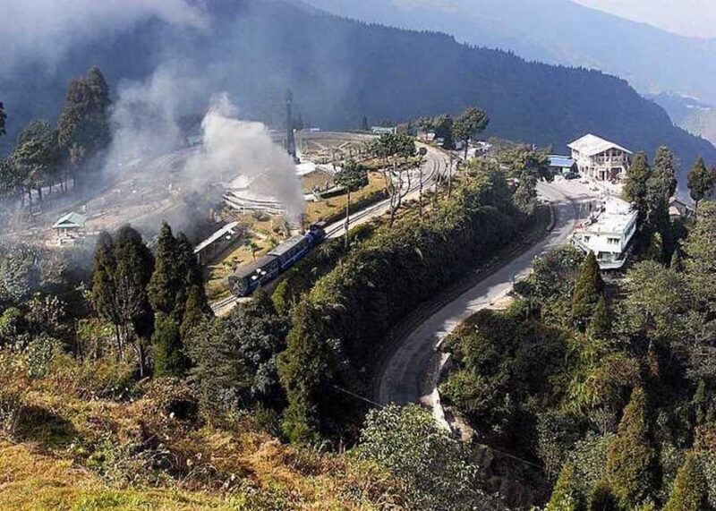 Darjeeling: Full-Day Guided Sightseeing Tour by Car - Key Points