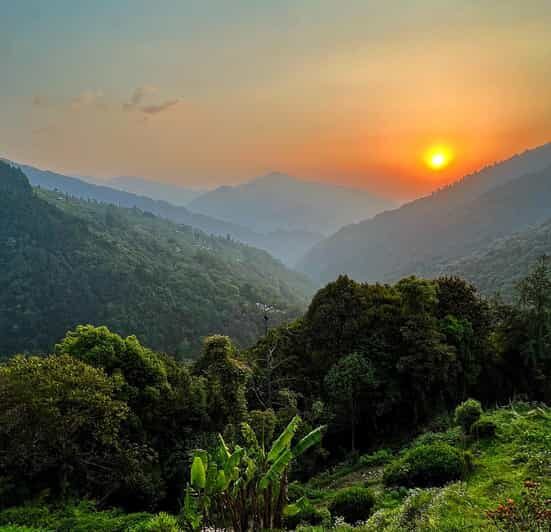 Darjeeling: Tiger Hill Sunrise Hike  Guided Day Trip - Practical Tips and Considerations