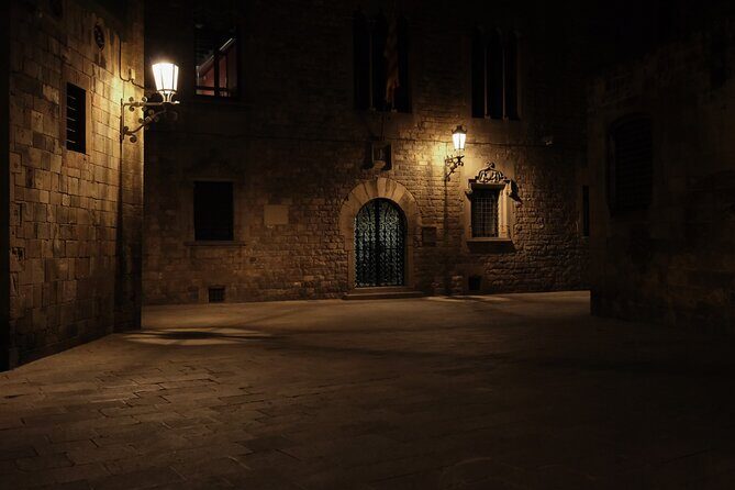Dark History and Legends Night Walk of Gothic Quarter - Why This Tour is Worth Your Time