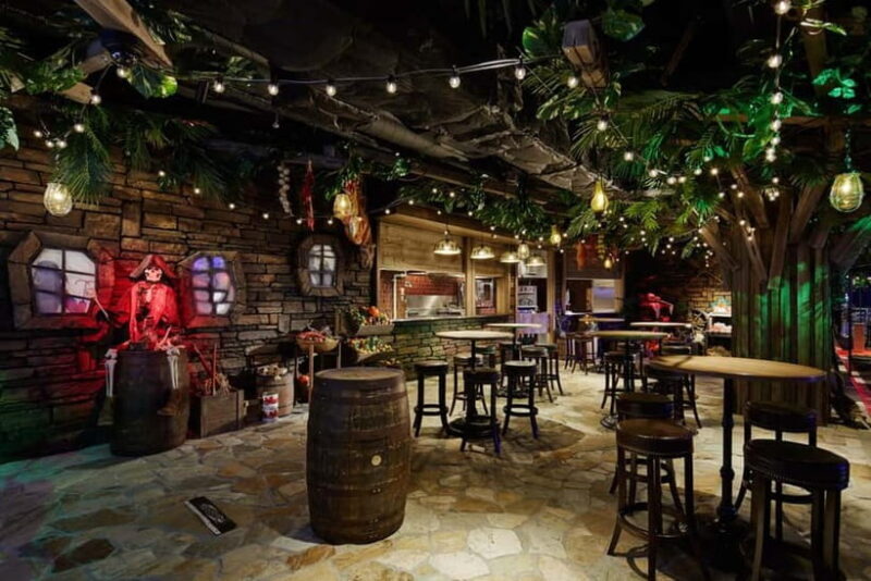 Darts & Billards Amusement BarOsaka BeeRUSH minami branch - Who Is This Tour Best For?