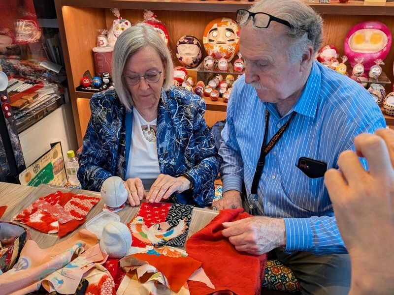 Daruchans House: Daruma Cloth-Covering Experience - What the price covers, and what it does not