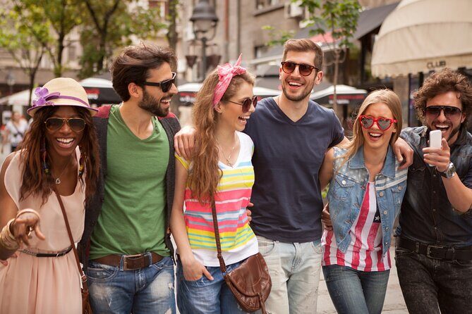 Darwins Christmas Charm Festive Walking Tour - Key Points