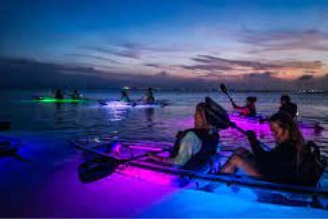 Date Night LED Glow Clear Kayak or Clear Paddleboard & Champagne - Who Should Consider This Tour?