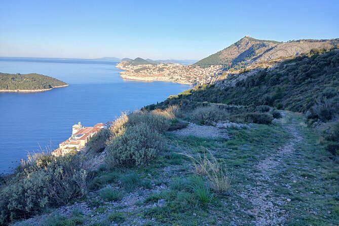 Dawn Nature Walks with a Historical Twist - Exploring the Itinerary in Detail