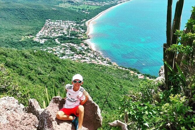 Dawn of the Summits: Hiking and Breakfast Facing the Sun - Key Points