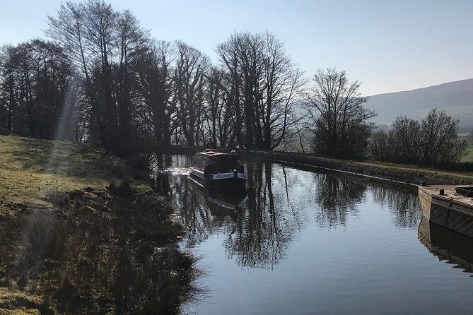 Day Boat Hire - An In-Depth Look at the Leeds and Liverpool Canal Day Boat Hire