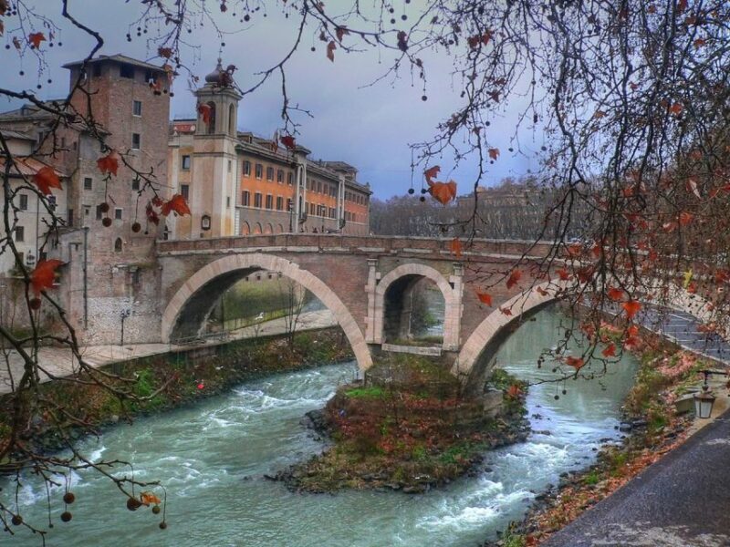 Day drinking in Rome - Scandalous Roman History - What Makes This Tour Stand Out?