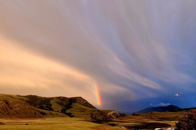 Day Hike in Yellowstone - Key Points