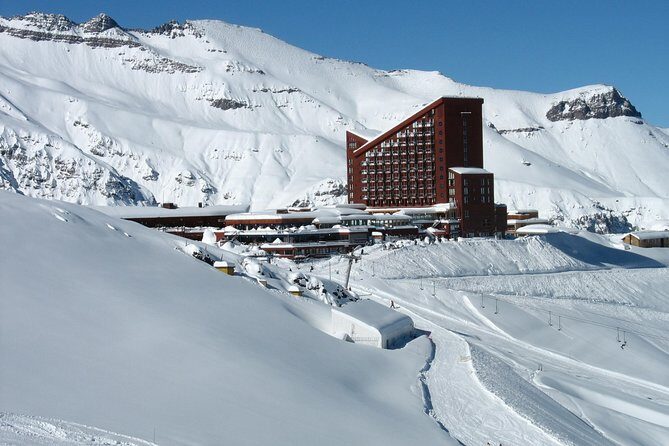 Day in the snow. Farellones snow park - Key Points