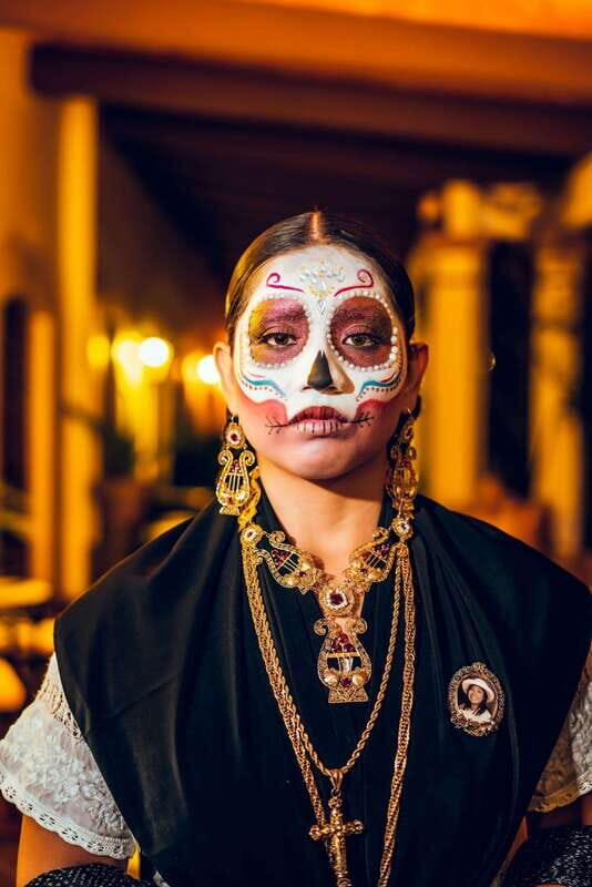 Day of the Dead Catrina Photoshoot & Mezcal Spirited Faces - Practical Details & Recommendations