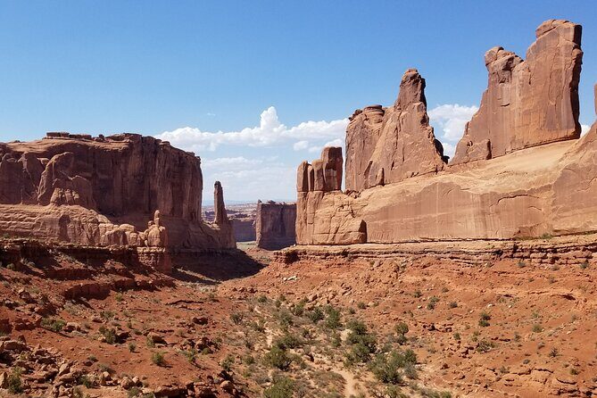 Day Tour Arches and Canyonlands National Park in Utah - Discover the Best of Utah’s Arches and Canyonlands in One Day