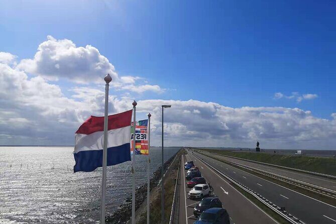 Day Tour Giethoorn, Afsluitdijk and Zaanse Schans with Boat Cruise - The Tour in Detail: A Deep Dive