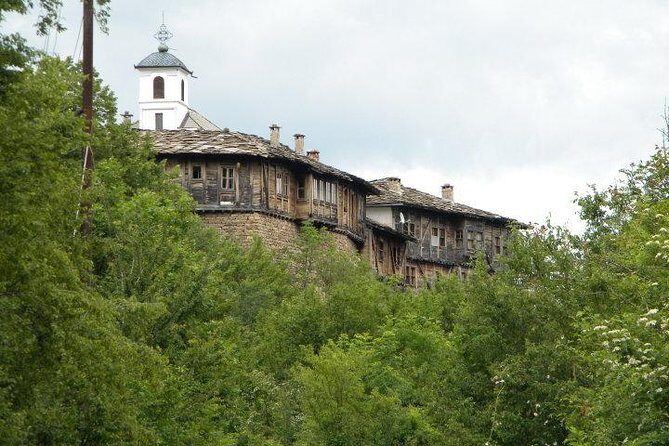 Day Tour: God's eyes cave, Saeva dupka cave & Glozehne monastery - FAQ